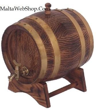 Small oak wood whiskey kegs, Malta